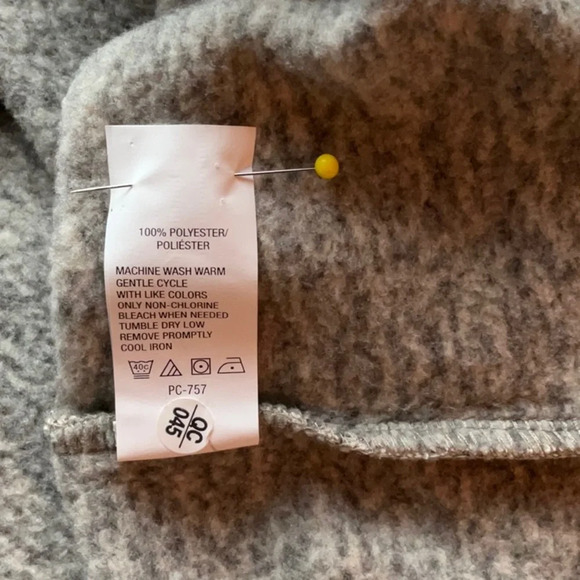 ❄️ Bass brand Comfortable Zip up Sweatshirt ❄️ - Picture 5 of 7